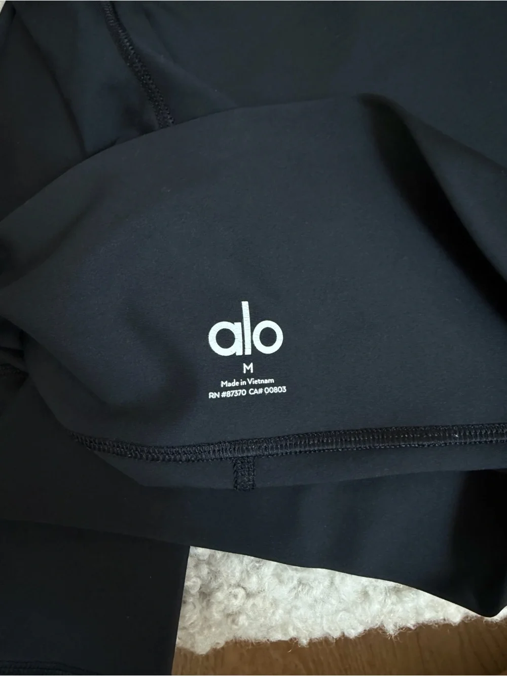 ALO women's Black Leggings
